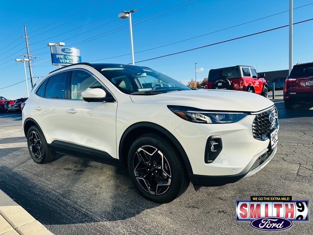 New 2026 Ford Escape Hybrid Platinum SUV