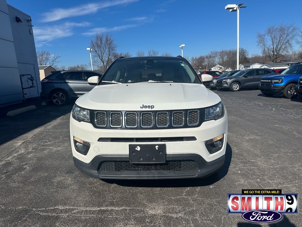 Used 2018 Jeep Compass Latitude with VIN 3C4NJDBB1JT270688 for sale in Lowell, IN