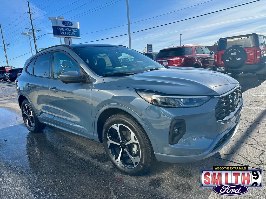 New 2026 Ford Escape ST-Line Elite SUV