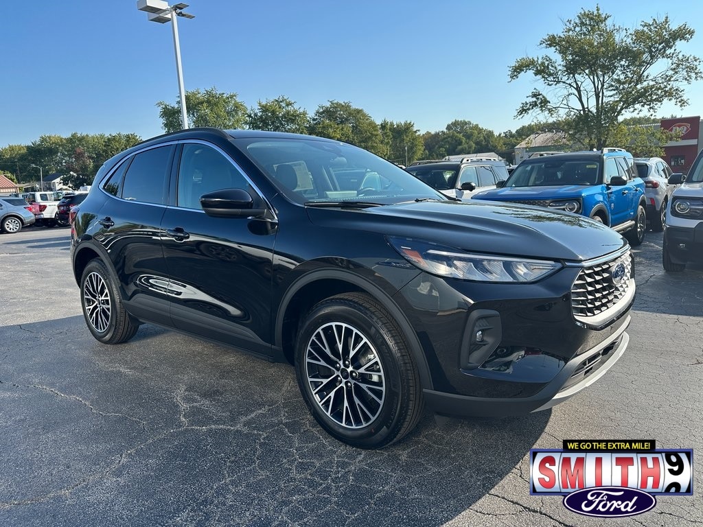 New 2025 Ford Escape Plug-In Hybrid Base SUV