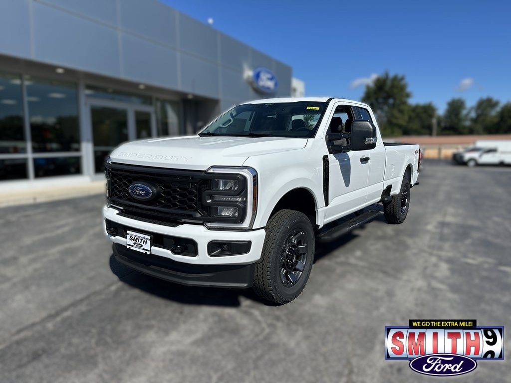 2026 Ford F-250 Super Duty XL's photo