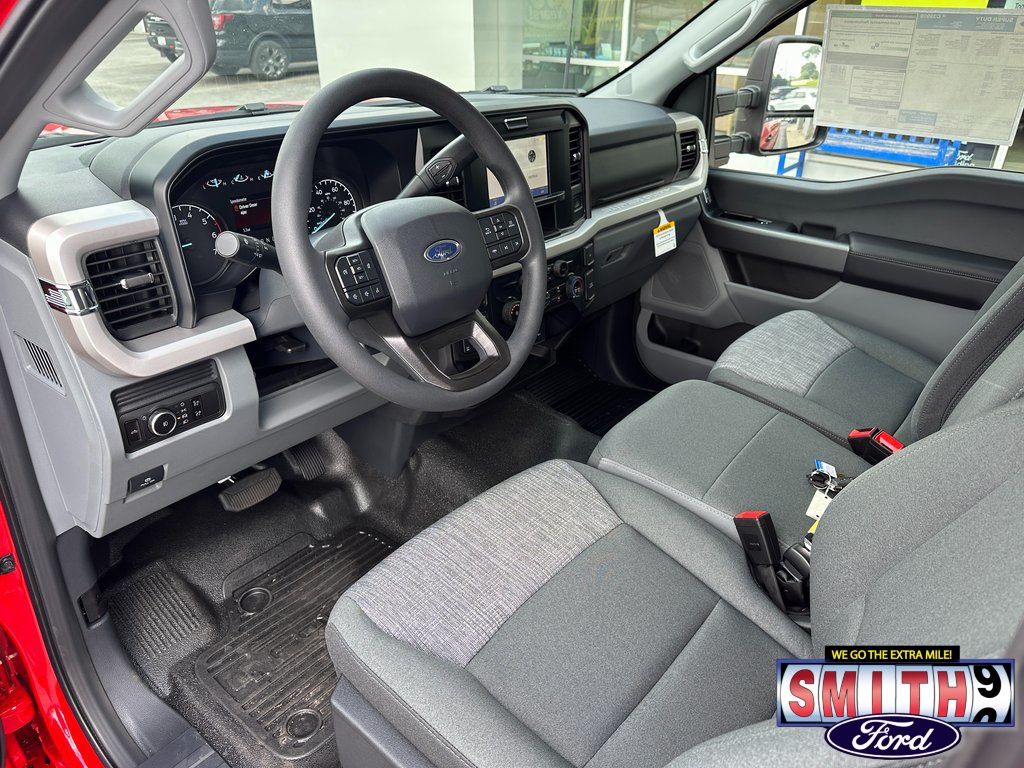 2026 Ford F-250 Super Duty XLT - Photo 14