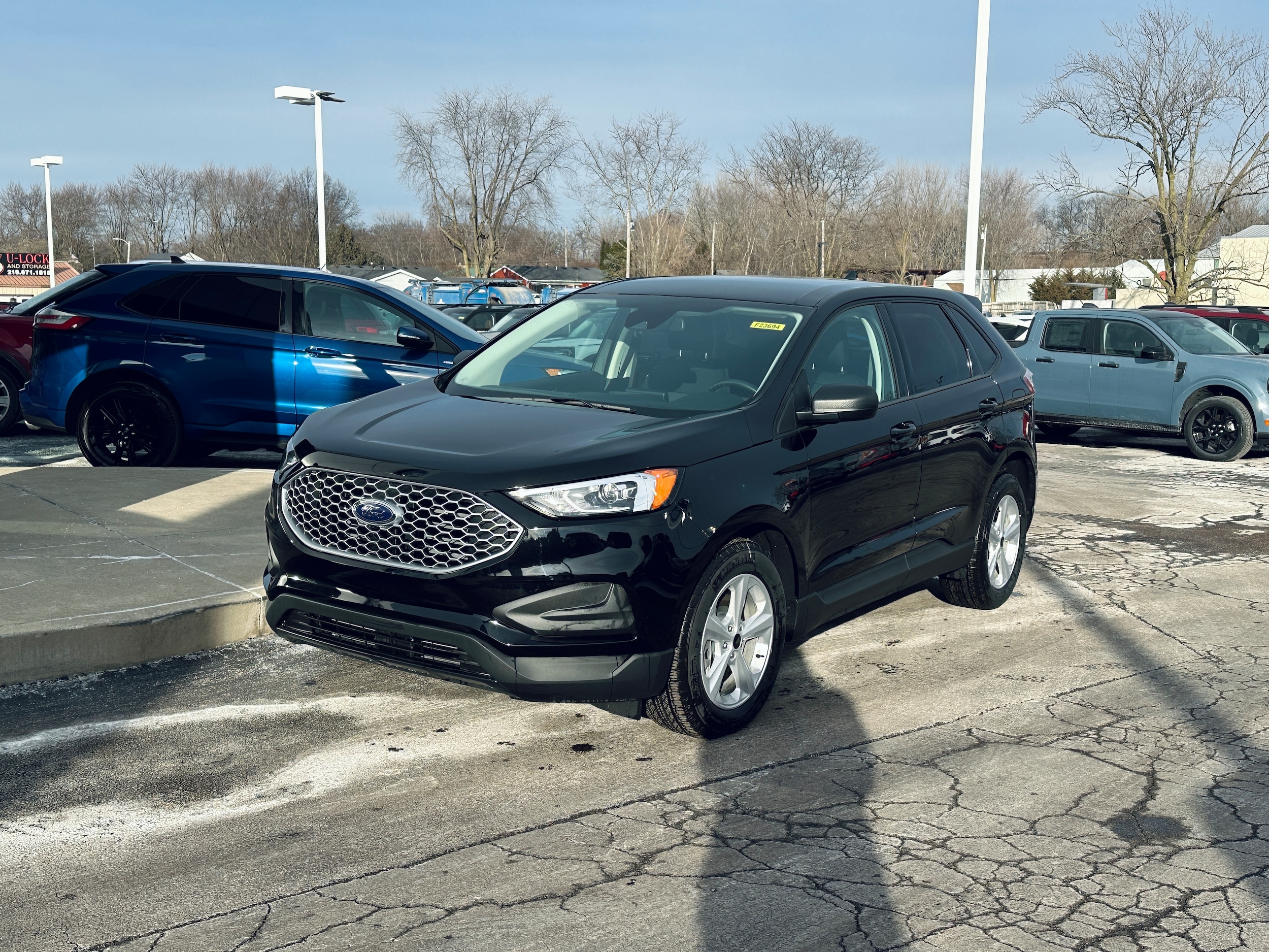 2024 Ford Edge SE's photo