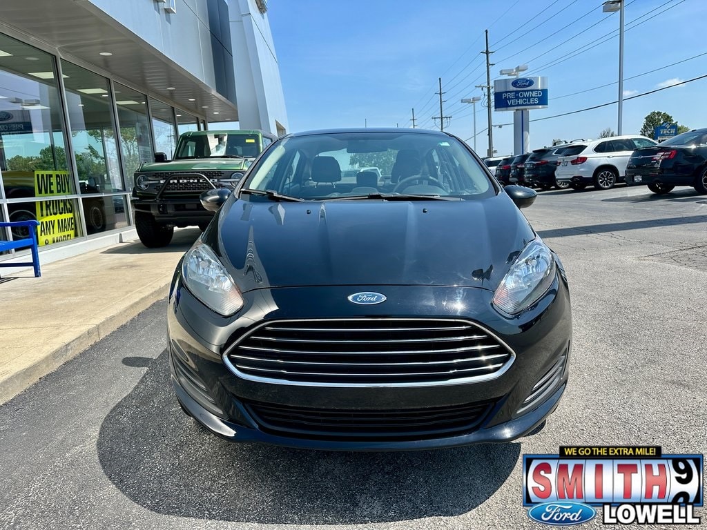 Used 2019 Ford Fiesta SE with VIN 3FADP4BJ9KM104423 for sale in Lowell, IN