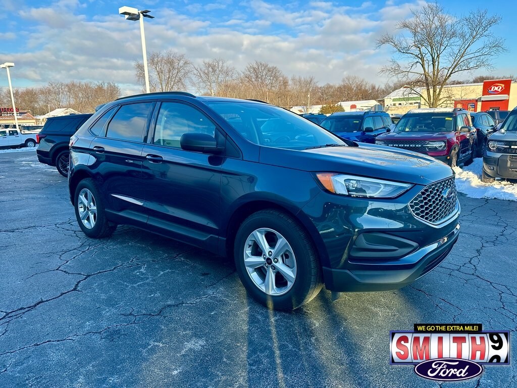 Used 2024 Ford Edge SE SUV