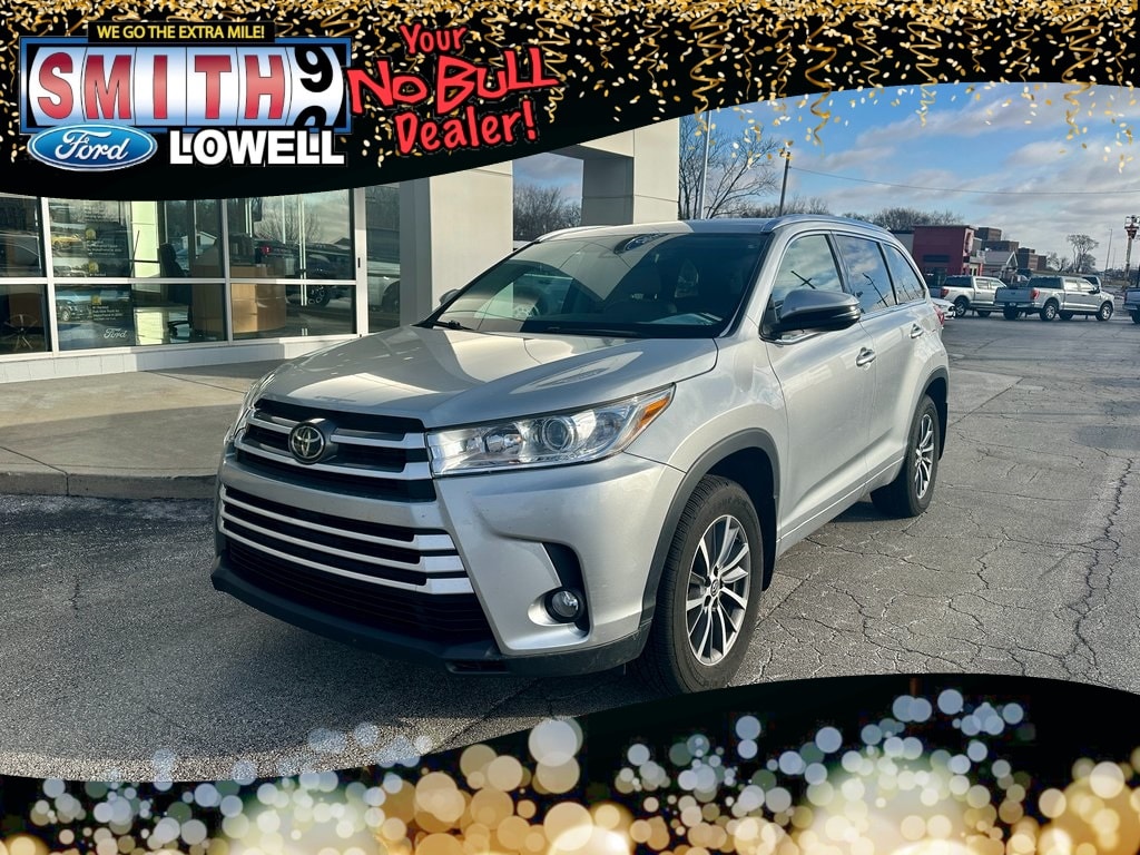 2017 Toyota Highlander XLE's photo