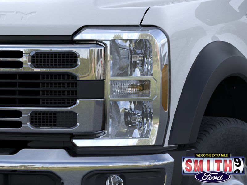 2025 Ford F-600 Super Duty Chassis Cab XL - Photo 20
