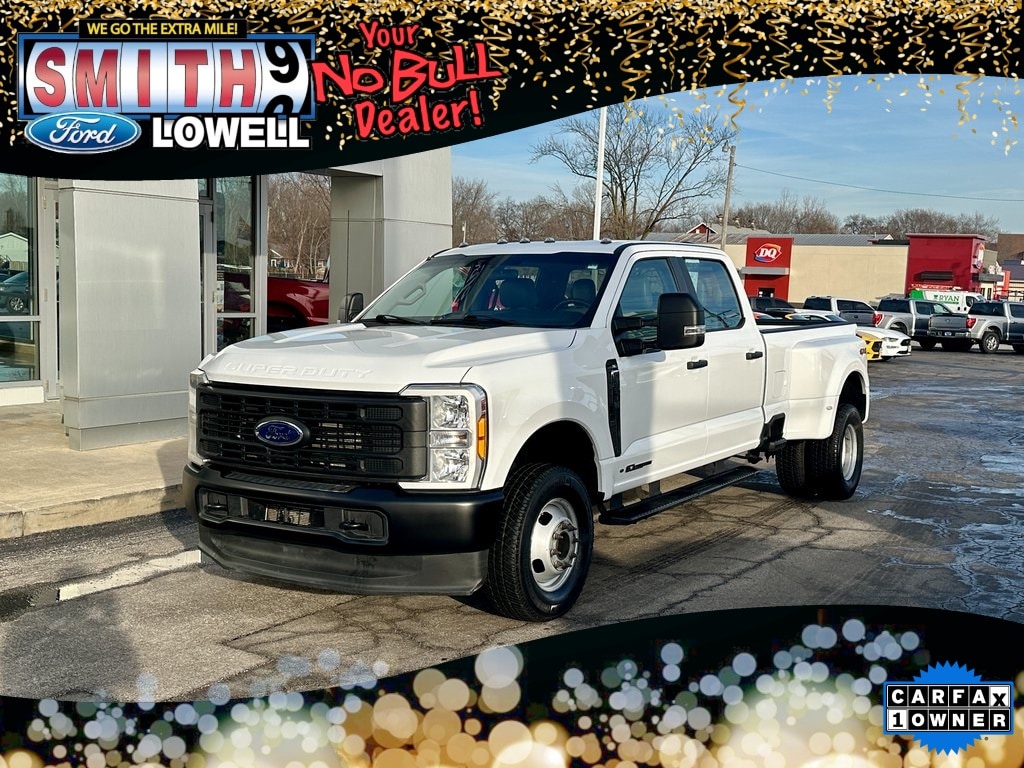 2023 Ford F-350 Super Duty XL's photo