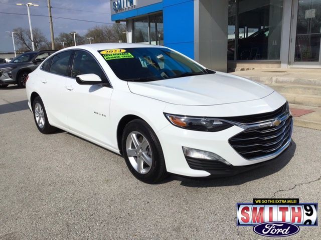 Used 2024 Chevrolet Malibu 1FL with VIN 1G1ZC5ST2RF106584 for sale in Lowell, IN