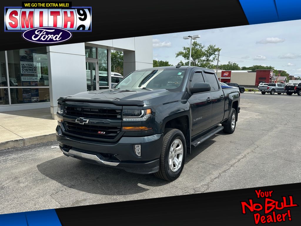 2017 Chevrolet Silverado 1500 LT 4X4 Crew Cab Standard Box's photo