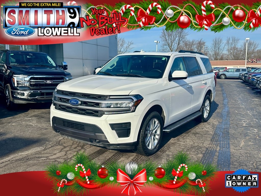 2022 Ford Expedition XLT's photo