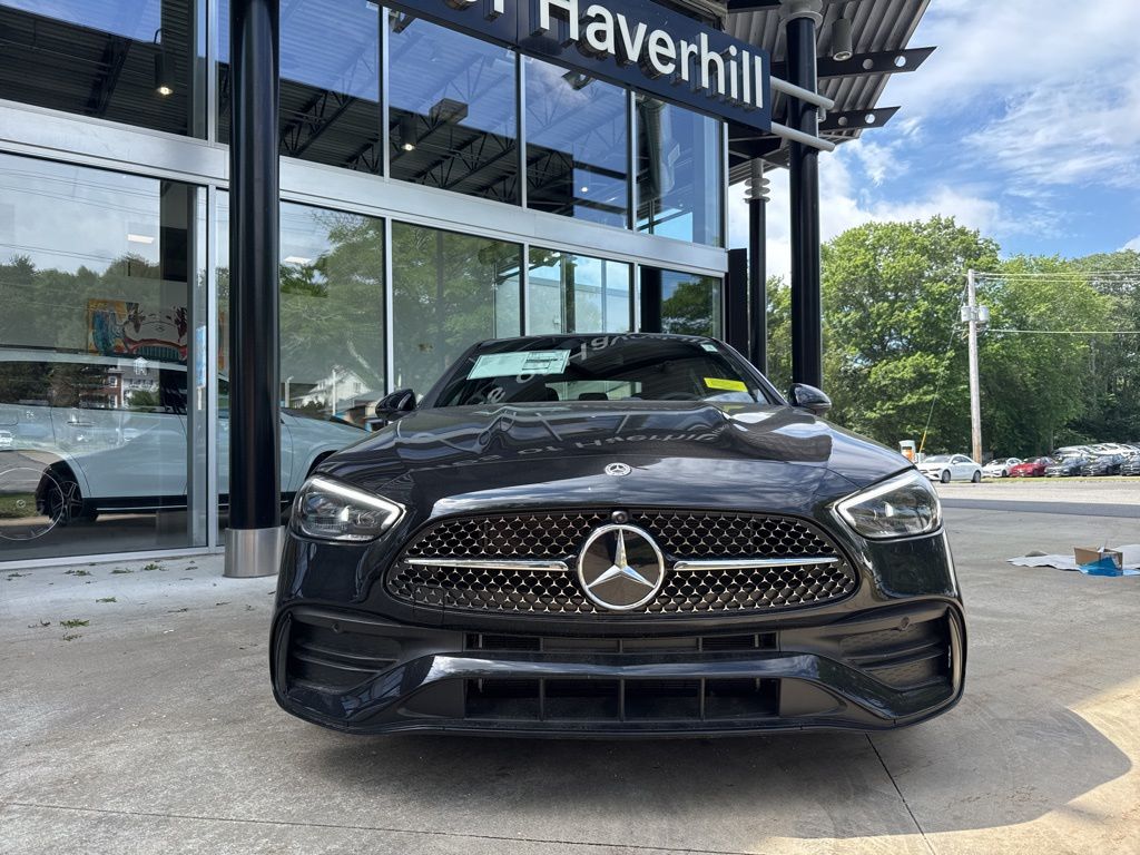 2025 Mercedes Benz C 300 4MATIC photo 3