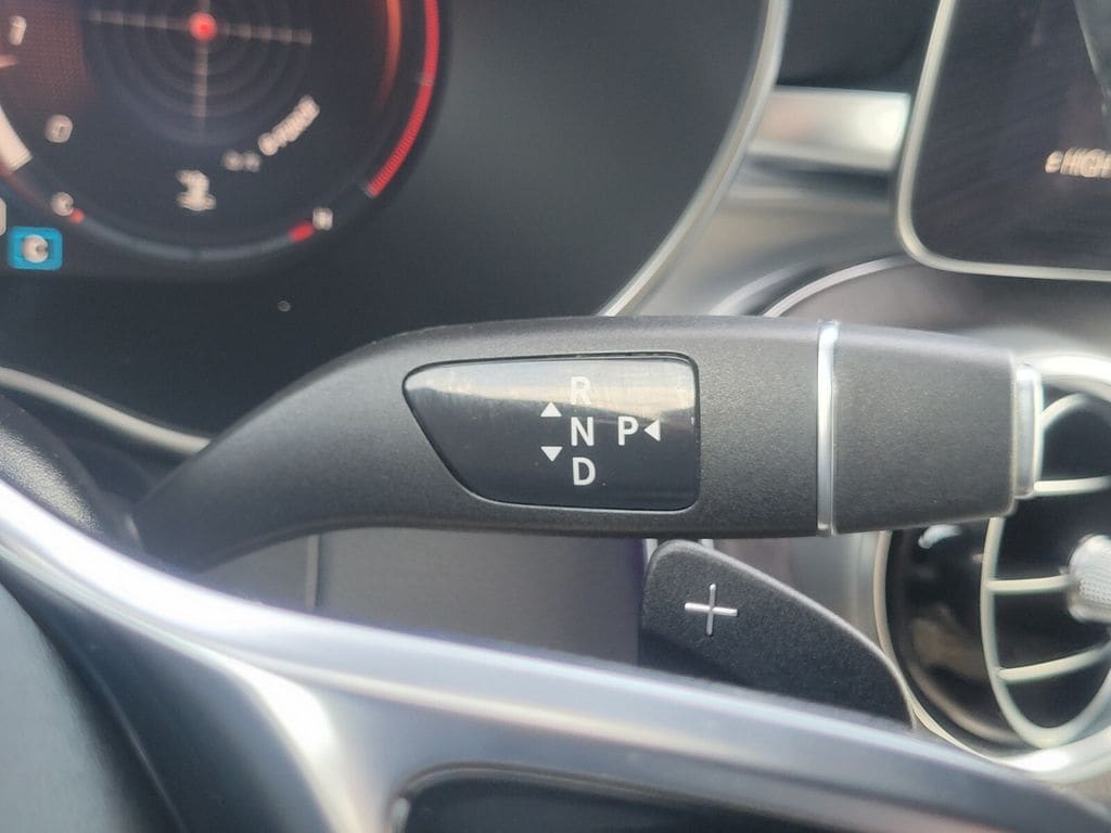 2022 Mercedes-Benz GLC GLC300 - Photo 24