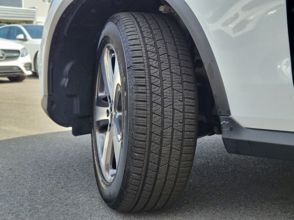 2022 Mercedes-Benz GLC GLC300 - Photo 29