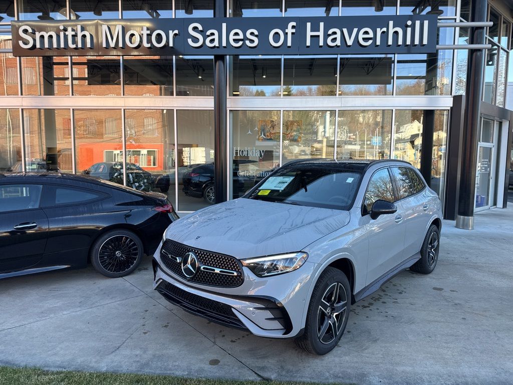 2026 Mercedes-Benz GLC Base's photo