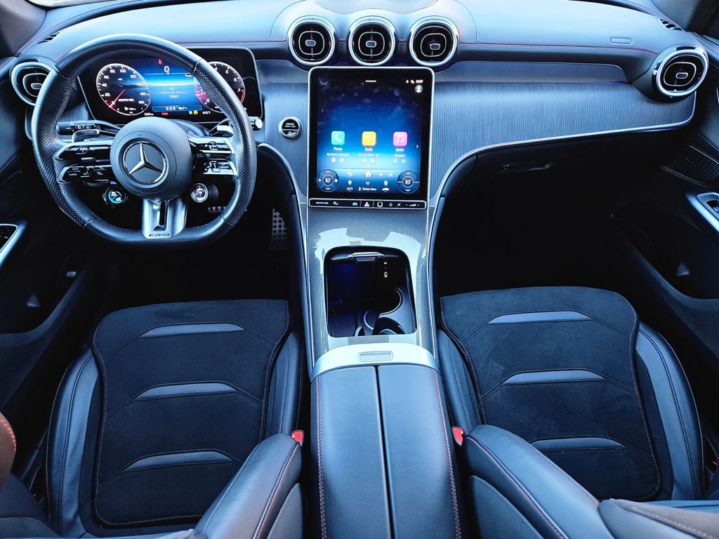 2025 Mercedes-Benz GLC AMG GLC43 - Photo 10