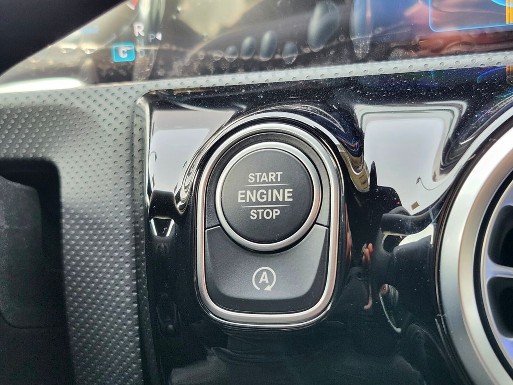 2025 Mercedes-Benz CLA CLA 250 - Photo 27