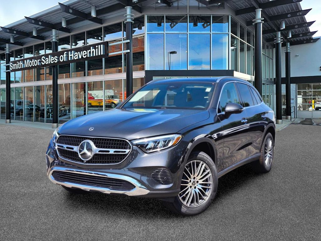 2026 Mercedes-Benz GLC