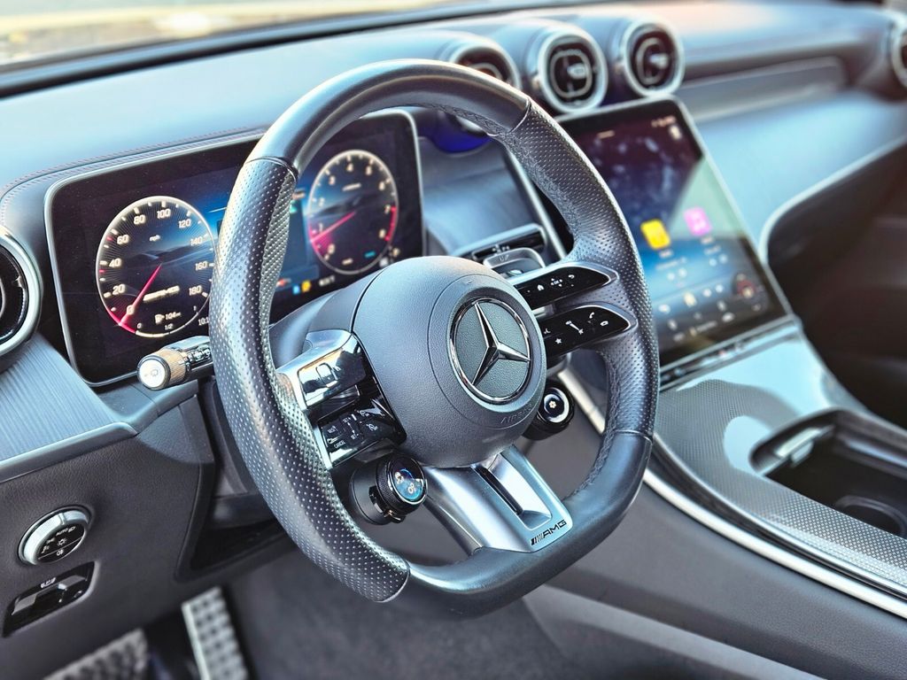 2025 Mercedes-Benz GLC AMG GLC43 - Photo 15