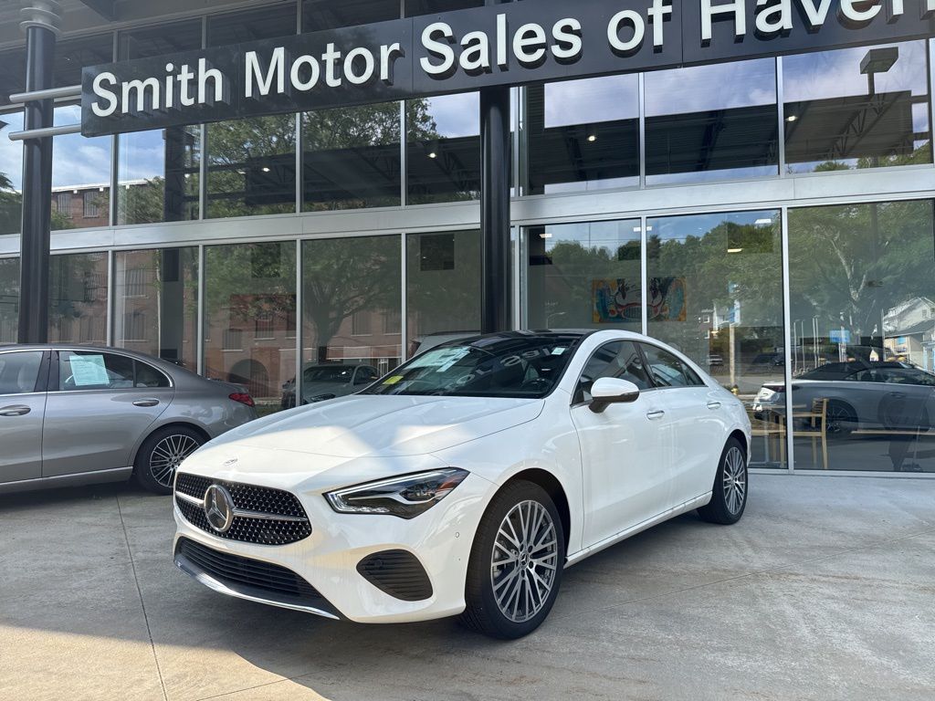 2025 Mercedes Benz CLA 250 4MATIC photo 4