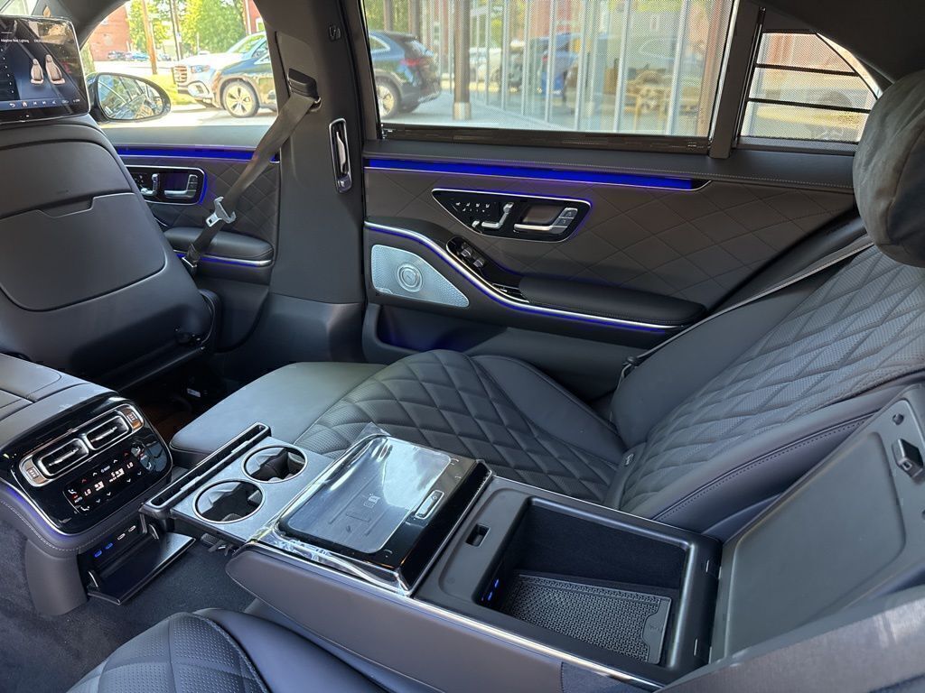 2025 Mercedes-Benz S-Class S 580 - Photo 27
