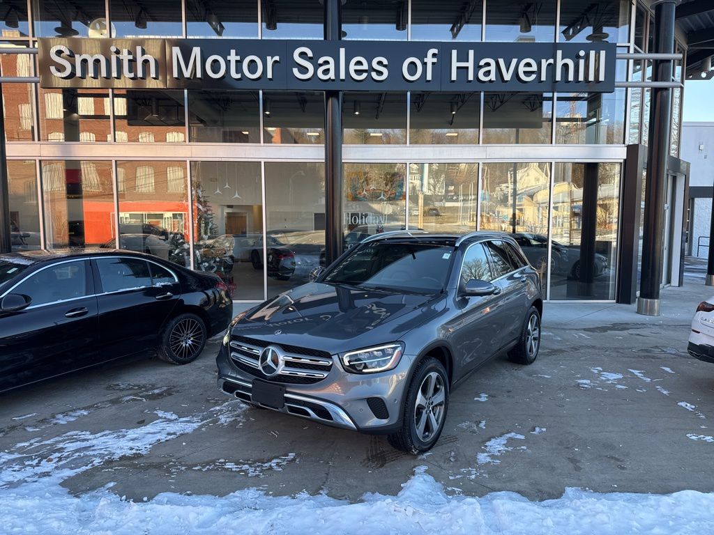 2020 Mercedes-Benz GLC GLC300's photo