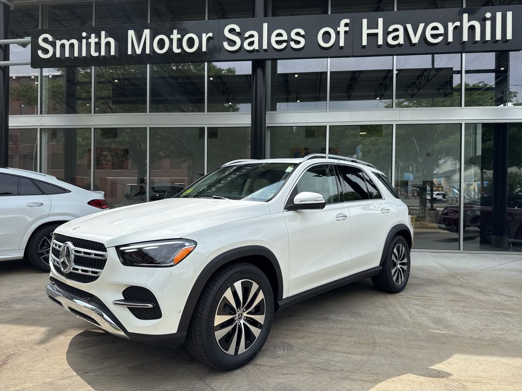 2025 Mercedes Benz GLE 350 4MATIC photo 2