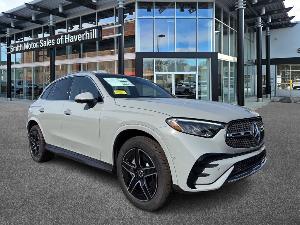 2026 Mercedes-Benz GLC