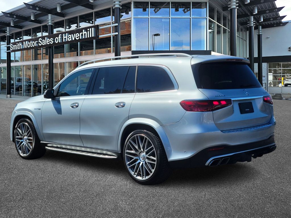 2026 Mercedes-Benz GLS AMG GLS 63 - Photo 3