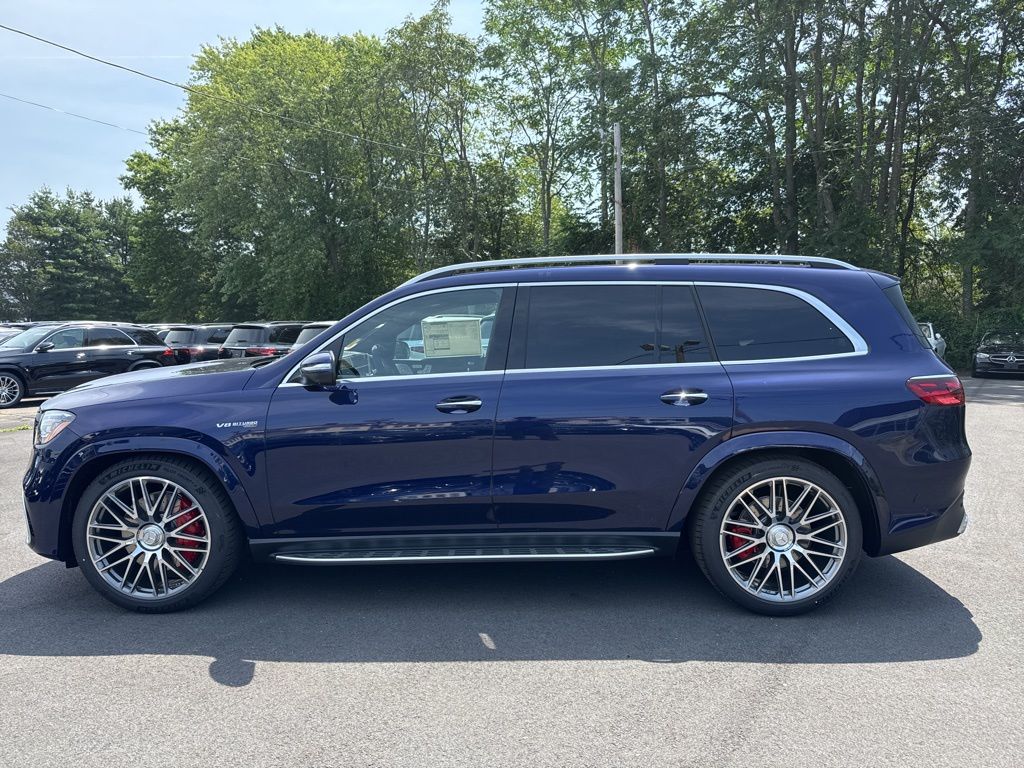 2025 Mercedes Benz GLS AMG 63 4MATIC photo 4