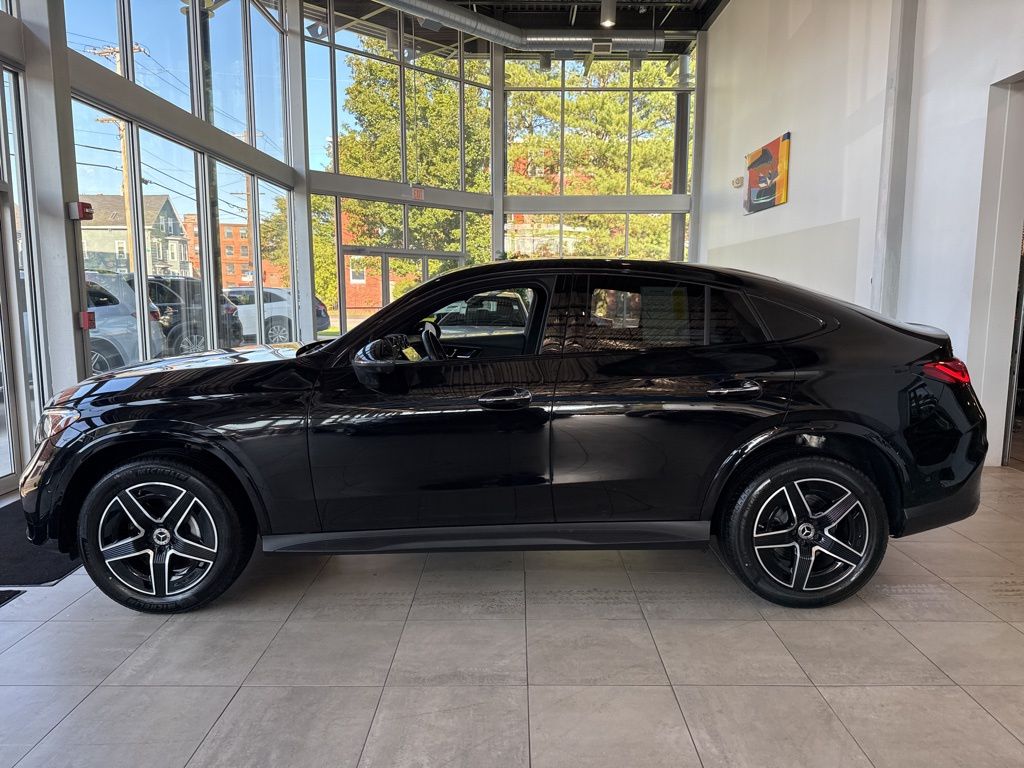 2024 Mercedes Benz GLC 300 4MATIC Coupe photo 4