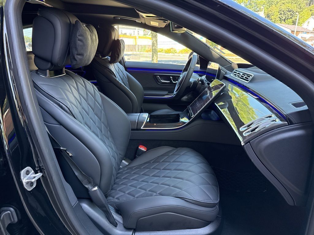 2025 Mercedes-Benz S-Class S 580 - Photo 15