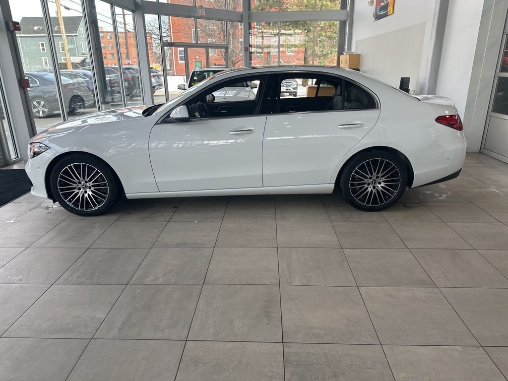 2024 Mercedes Benz C 300 4MATIC photo 4