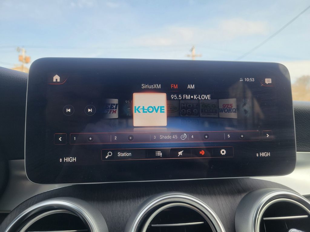 2022 Mercedes-Benz GLC GLC300 - Photo 19