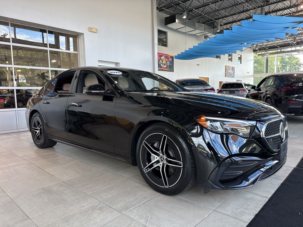 2025 Mercedes-Benz E-Class E350's photo