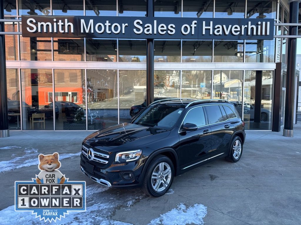 2023 Mercedes-Benz GLB Base's photo