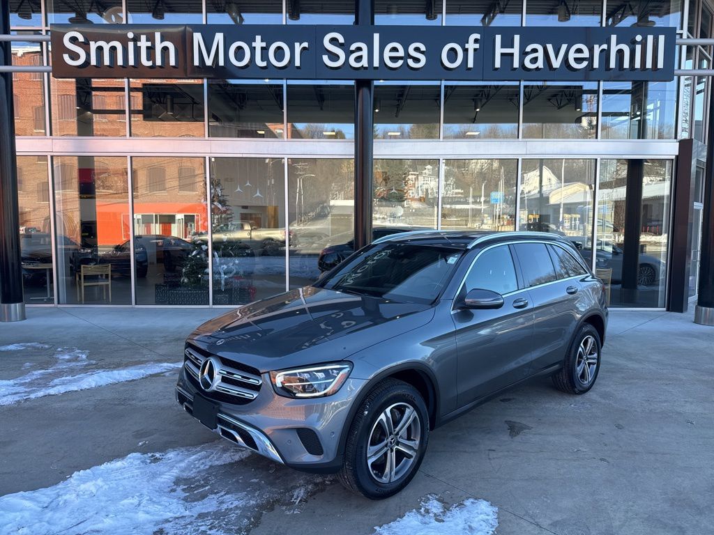 2022 Mercedes-Benz GLC GLC300's photo