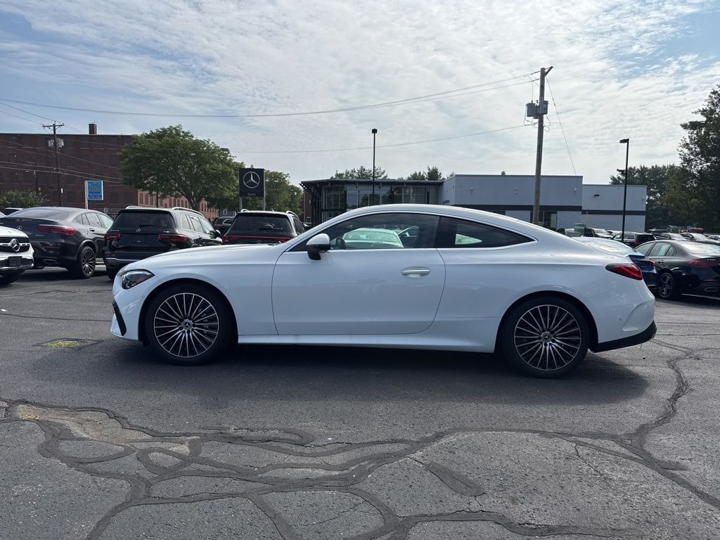 2025 Mercedes Benz CLE 300 4MATIC Coupe photo 4