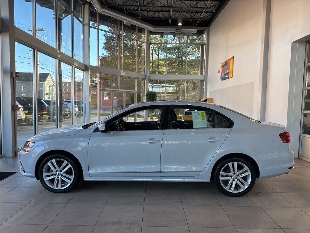 Used 2017 Volkswagen Jetta 1.8T SEL Sedan
