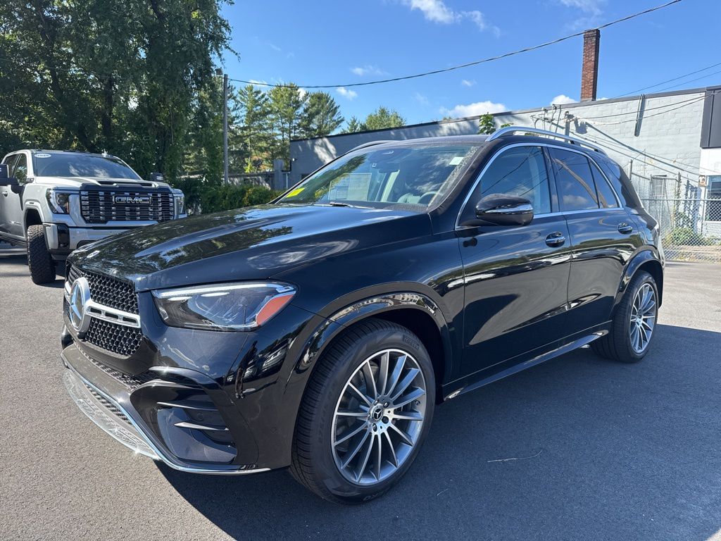 2026 Mercedes Benz GLE 450e 4MATIC photo 2