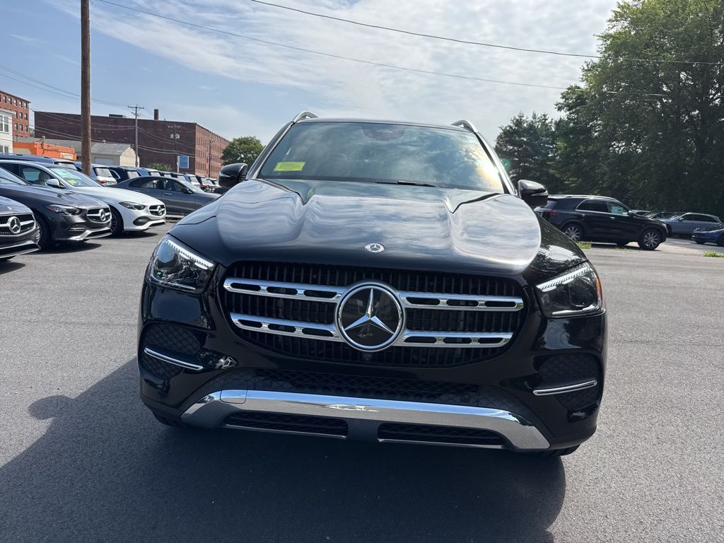 2026 Mercedes Benz GLE 350 4MATIC photo 2