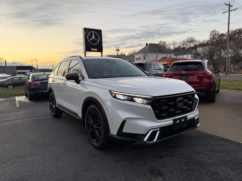 2024 Honda CR-V Sport Touring's photo