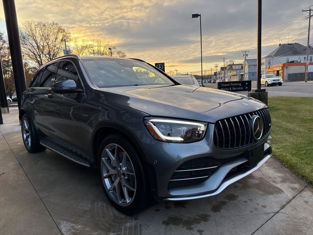 2022 Mercedes Benz GLC AMG 43 4MATIC photo 2