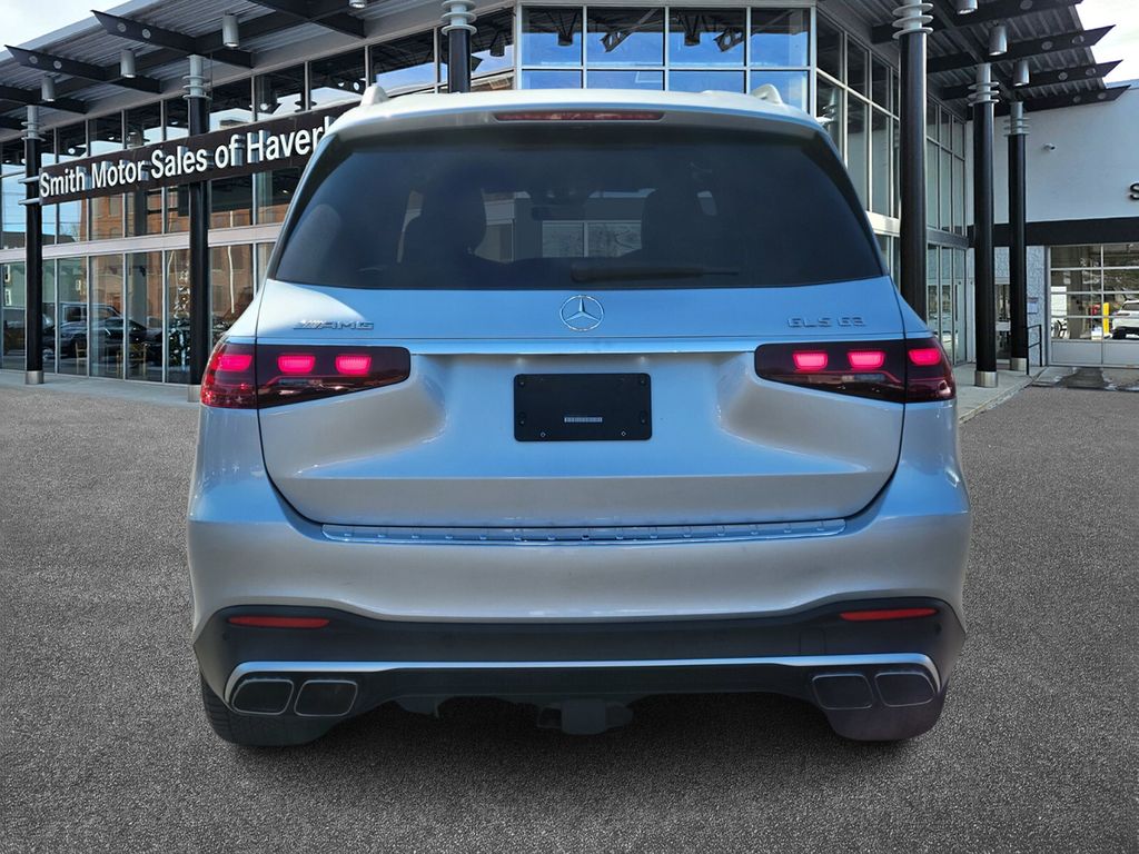 2026 Mercedes-Benz GLS AMG GLS 63 - Photo 4