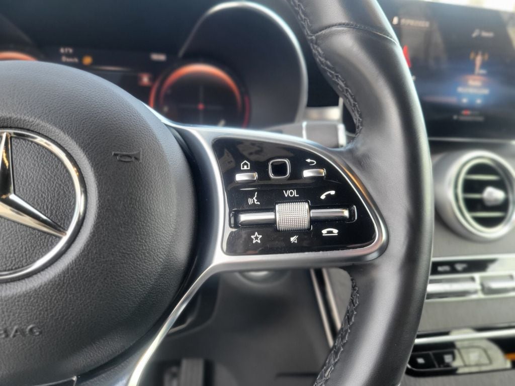 2022 Mercedes-Benz GLC GLC300 - Photo 27