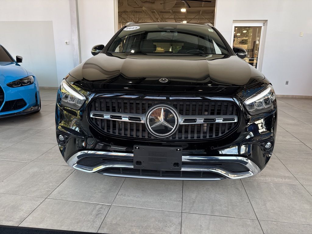 2025 Mercedes Benz GLA 250 4MATIC photo 2