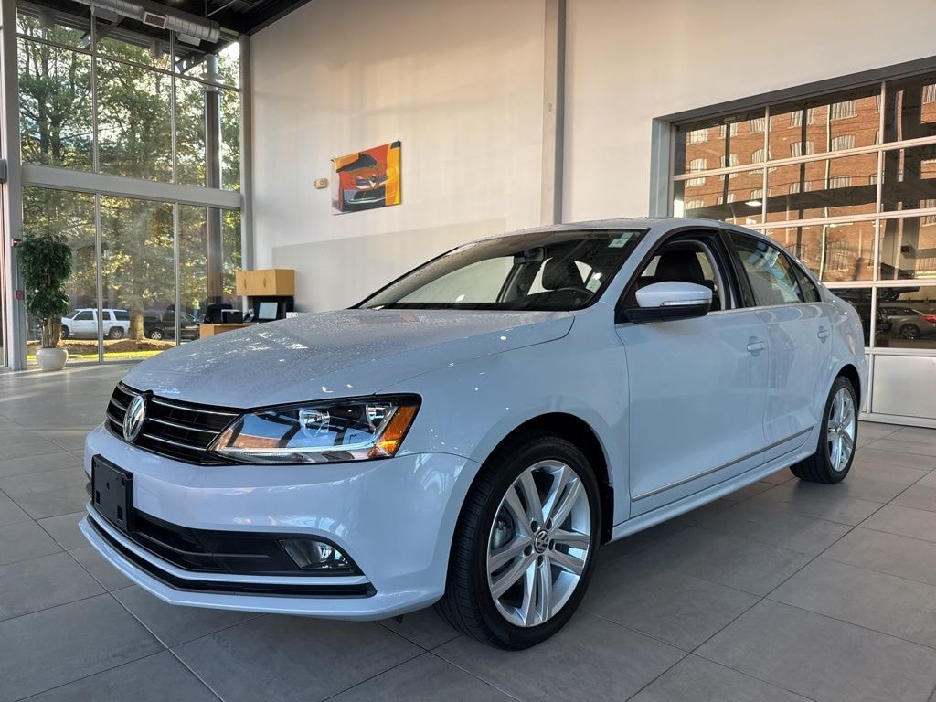 Used 2017 Volkswagen Jetta 1.8T SEL Sedan
