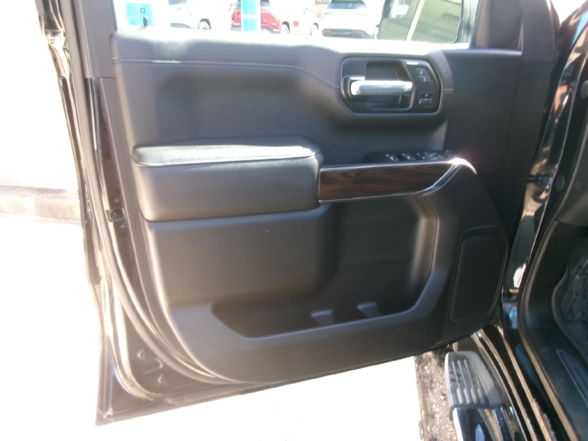 2021 GMC Sierra 1500 SLT - Photo 16