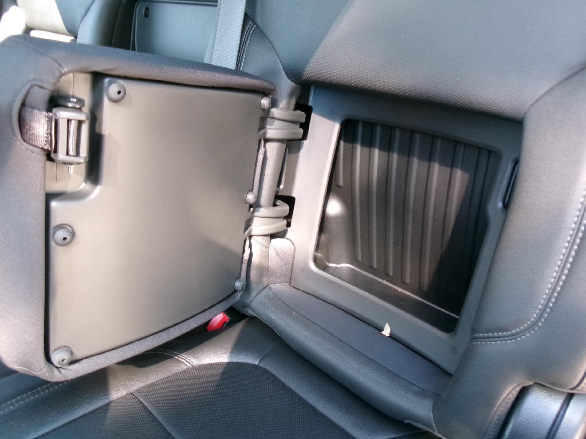 2021 GMC Sierra 1500 SLT - Photo 19