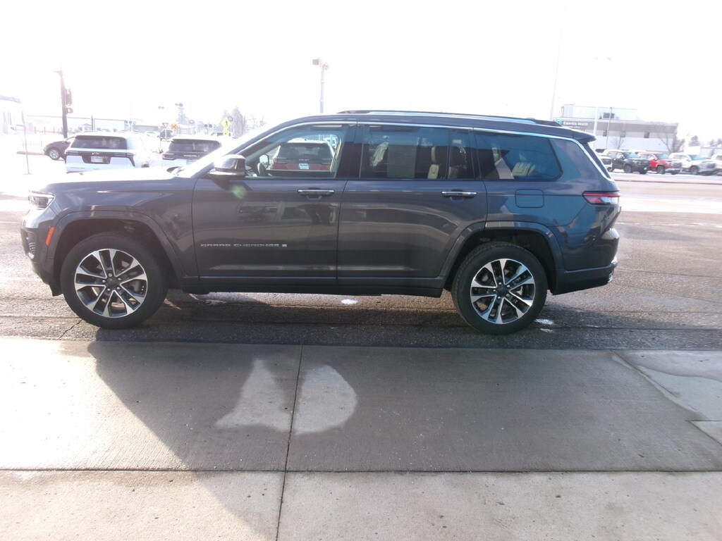 Used 2023 Jeep Grand Cherokee L Overland